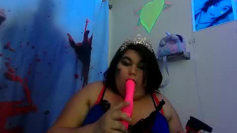 angellove417316 online show from December 5, 9:39 am