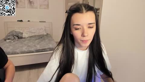 angellspartner online show from February 1, 7:45 pm