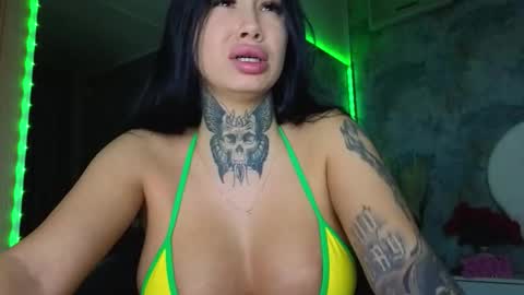 angellys online show from November 15, 9:17 am