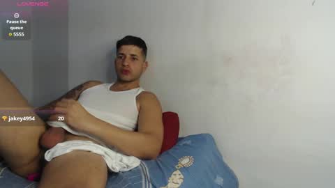 Snapshot of angelof_fire chatting on February 25, 3:42 am Angel online show from February 25, 3:42 am