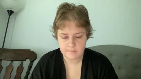 Snapshot of angeloflight273360 chatting on April 23, 1:13 pm Angel of Light online show from April 23, 1:13 pm