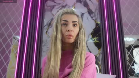 I Love To Squirt online show from May 4, 9:27 am