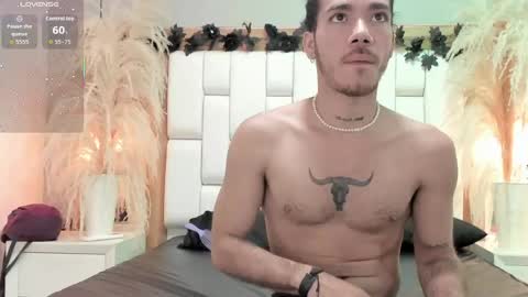 Snapshot of angeloroush chatting on April 14, 6:41 am Angelo online show from April 14, 6:41 am