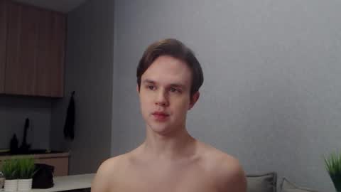 Angel online show from March 26, 11:05 am