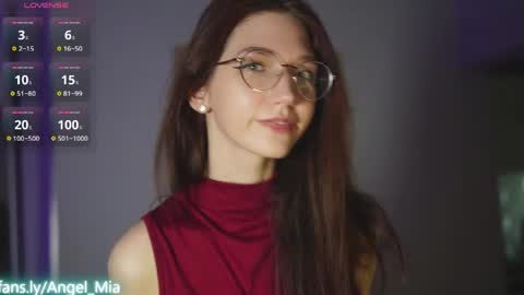 Nikki online show from April 22, 2:36 am