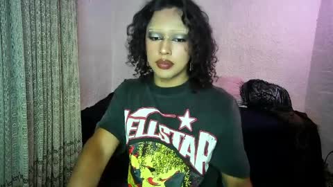 Snapshot of angelsdustxxx chatting on March 31, 2:46 am online show from March 31, 2:46 am