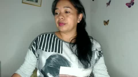 Snapshot of angelsexylatina chatting on June 29, 12:50 am rebeca online show from June 29, 12:50 am