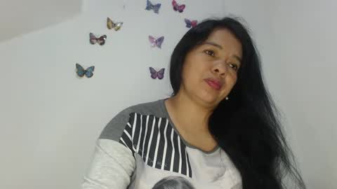 Snapshot of angelsexylatina chatting on July 30, 12:31 am rebeca online show from July 30, 12:31 am