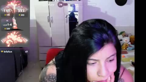 Snapshot of angelswhithe chatting on January 14, 10:34 pm angels online show from January 14, 10:34 pm