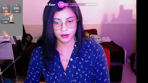 Snapshot of angelswhithe chatting on February 19, 7:05 pm angels online show from February 19, 7:05 pm