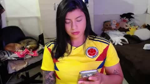 Snapshot of angelswhithe chatting on October 14, 7:58 pm angels online show from October 14, 7:58 pm