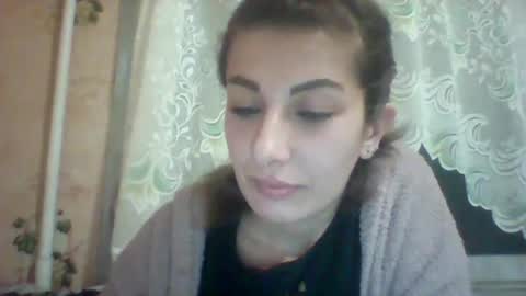 Isabella online show from April 3, 8:07 pm