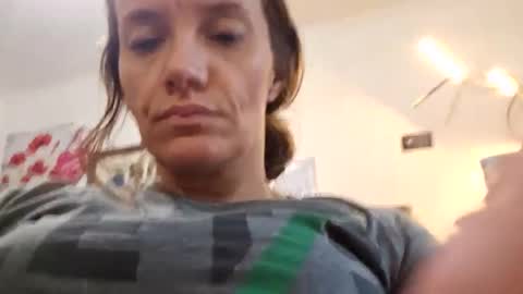 Snapshot of angelvanderpool71 chatting on September 17, 7:59 pm angelvanderpool71 online show from September 17, 7:59 pm
