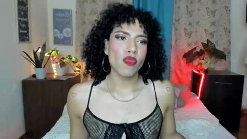 angelwhitte online show from November 22, 11:26 pm