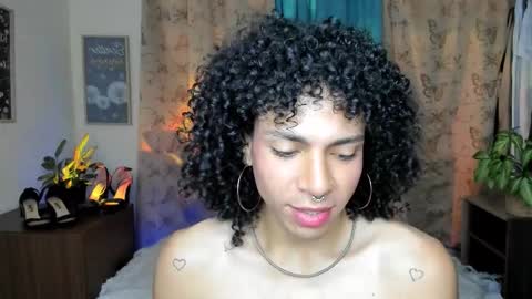 angelwhitte online show from February 28, 6:53 pm