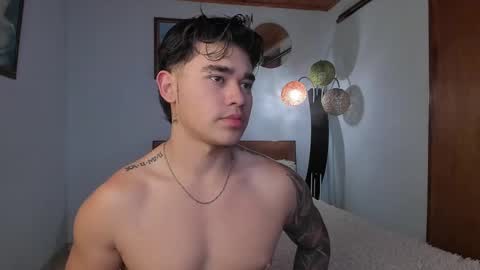 Snapshot of angelx_fox chatting on February 26, 7:38 pm Angel Fox online show from February 26, 7:38 pm