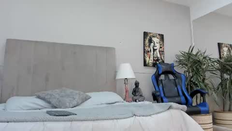 Snapshot of angie_abby chatting on July 2, 3:23 am Angie Abby online show from July 2, 3:23 am