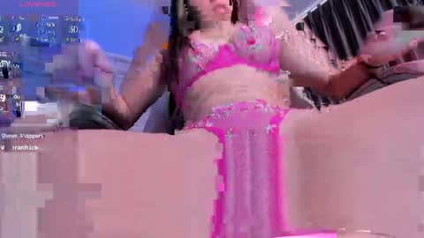 Snapshot of angie_smith_x chatting on May 11, 4:04 pm angie_smith_x online show from May 11, 4:04 pm