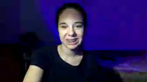 Snapshot of angle_cute05 chatting on July 7, 10:03 pm Angel Cute online show from July 7, 10:03 pm