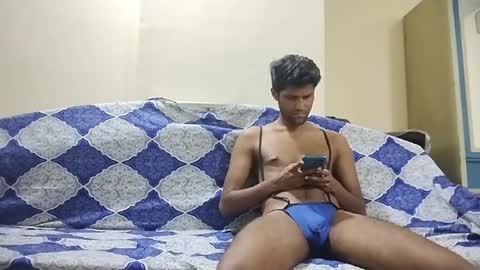 Snapshot of angryagent198 chatting on May 31, 12:30 am Tutu22 online show from May 31, 12:30 am