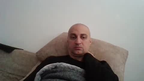 Snapshot of anhel187 chatting on February 12, 9:31 am anhel187 online show from February 12, 9:31 am