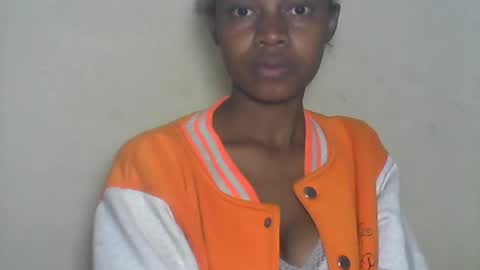 Snapshot of anicha_69 chatting on July 5, 10:39 pm anicha_69 online show from July 5, 10:39 pm