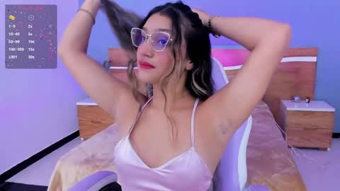 Snapshot of aniie_princess_18 chatting on June 7, 2:16 am anni online show from June 7, 2:16 am