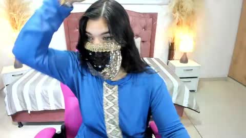Snapshot of aniisaalii chatting on April 25, 9:01 pm Anissa online show from April 25, 9:01 pm