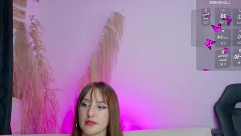 Snapshot of anika_kiti chatting on March 16, 10:58 pm anika_kiti online show from March 16, 10:58 pm