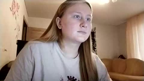 Anika online show from December 3, 11:52 am