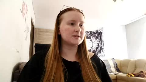 Snapshot of anika_lipps chatting on April 19, 2:05 pm Anika online show from April 19, 2:05 pm
