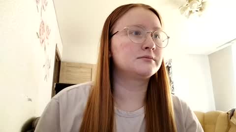 Snapshot of anika_lipps chatting on May 24, 2:55 pm Anika online show from May 24, 2:55 pm