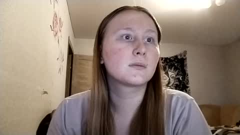 Snapshot of anika_lipps chatting on June 10, 2:01 am Anika online show from June 10, 2:01 am