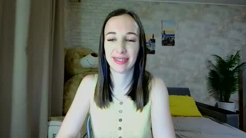 Snapshot of anikabloom chatting on December 22, 3:03 am anikabloom online show from December 22, 3:03 am