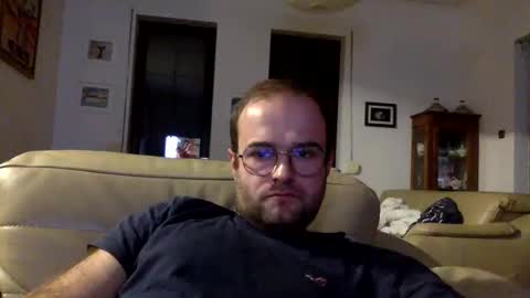 Snapshot of animal_michael chatting on December 29, 8:37 pm animal_michael online show from December 29, 8:37 pm