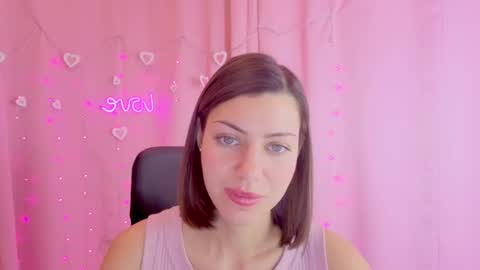 Snapshot of aniskyy chatting on February 16, 4:14 pm Anni online show from February 16, 4:14 pm