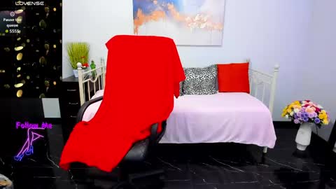 Snapshot of anita_tayson chatting on May 12, 6:21 am Anita online show from May 12, 6:21 am