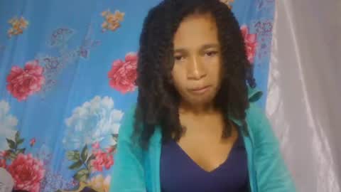 Snapshot of anitaazzh chatting on July 1, 2:35 am anitaazzh online show from July 1, 2:35 am