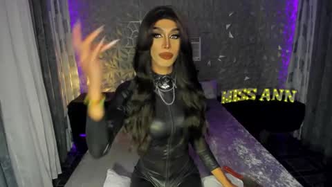 Snapshot of anitacruisze chatting on January 18, 10:06 pm Miss Ann online show from January 18, 10:06 pm