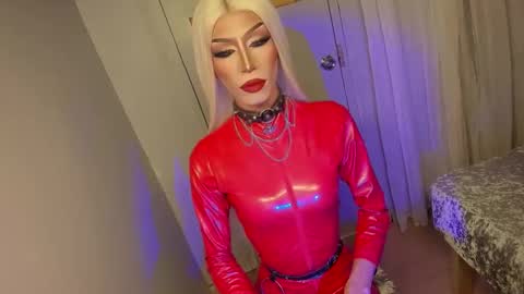 Snapshot of anitacruisze chatting on September 9, 6:29 pm Miss Ann online show from September 9, 6:29 pm