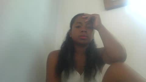 anitah01 online show from January 8, 8:27 am