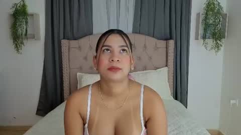 Snapshot of anittafoxx chatting on July 2, 9:21 pm anittafoxx online show from July 2, 9:21 pm