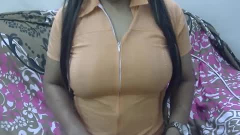 Snapshot of anjali_dogra786 chatting on November 4, 7:24 pm anjali_dogra786 online show from November 4, 7:24 pm