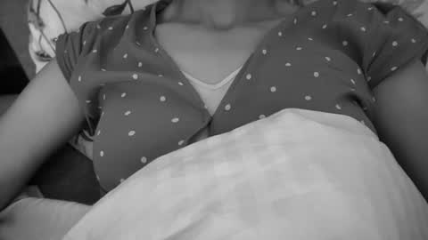 Snapshot of anje_forsexytime chatting on June 28, 7:25 am Anje online show from June 28, 7:25 am