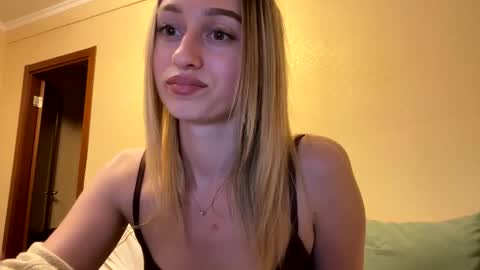 Anjelika online show from October 14, 2:51 pm