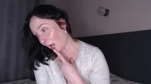 Snapshot of anjutka08 chatting on March 26, 5:51 pm anjutka08 online show from March 26, 5:51 pm