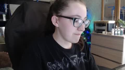 Snapshot of ankey_rayah chatting on January 10, 11:33 am Nameless online show from January 10, 11:33 am