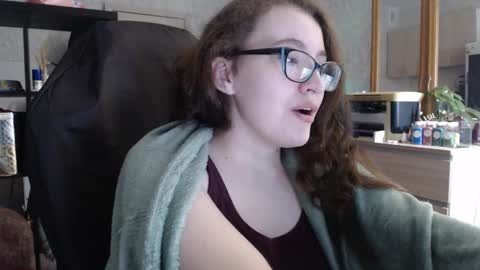 Snapshot of ankey_rayah chatting on January 17, 11:07 pm Nameless online show from January 17, 11:07 pm