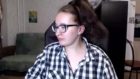 Snapshot of ankey_rayah chatting on September 13, 5:35 pm Nameless online show from September 13, 5:35 pm