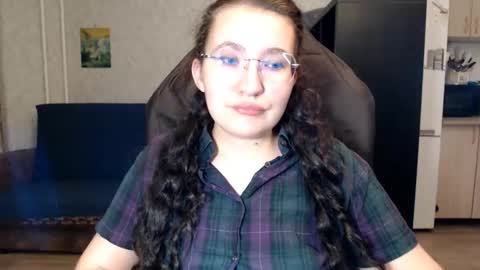 Snapshot of ankey_rayah chatting on October 6, 9:45 pm Nameless online show from October 6, 9:45 pm